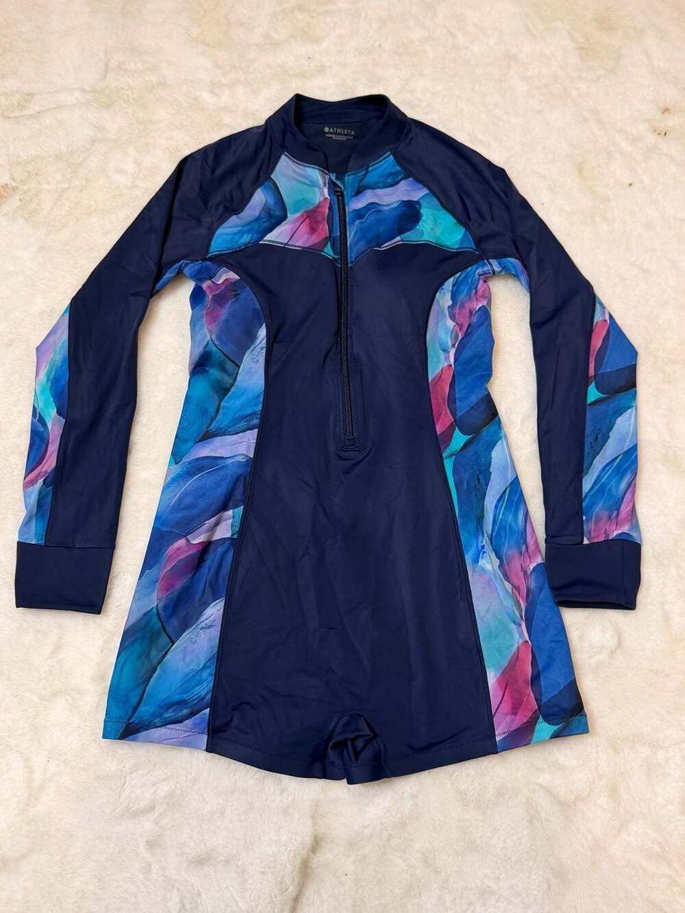 Athleta Modern Coverage Printed Long Sleeve One Piece Swimsuit Size M Navy Blue